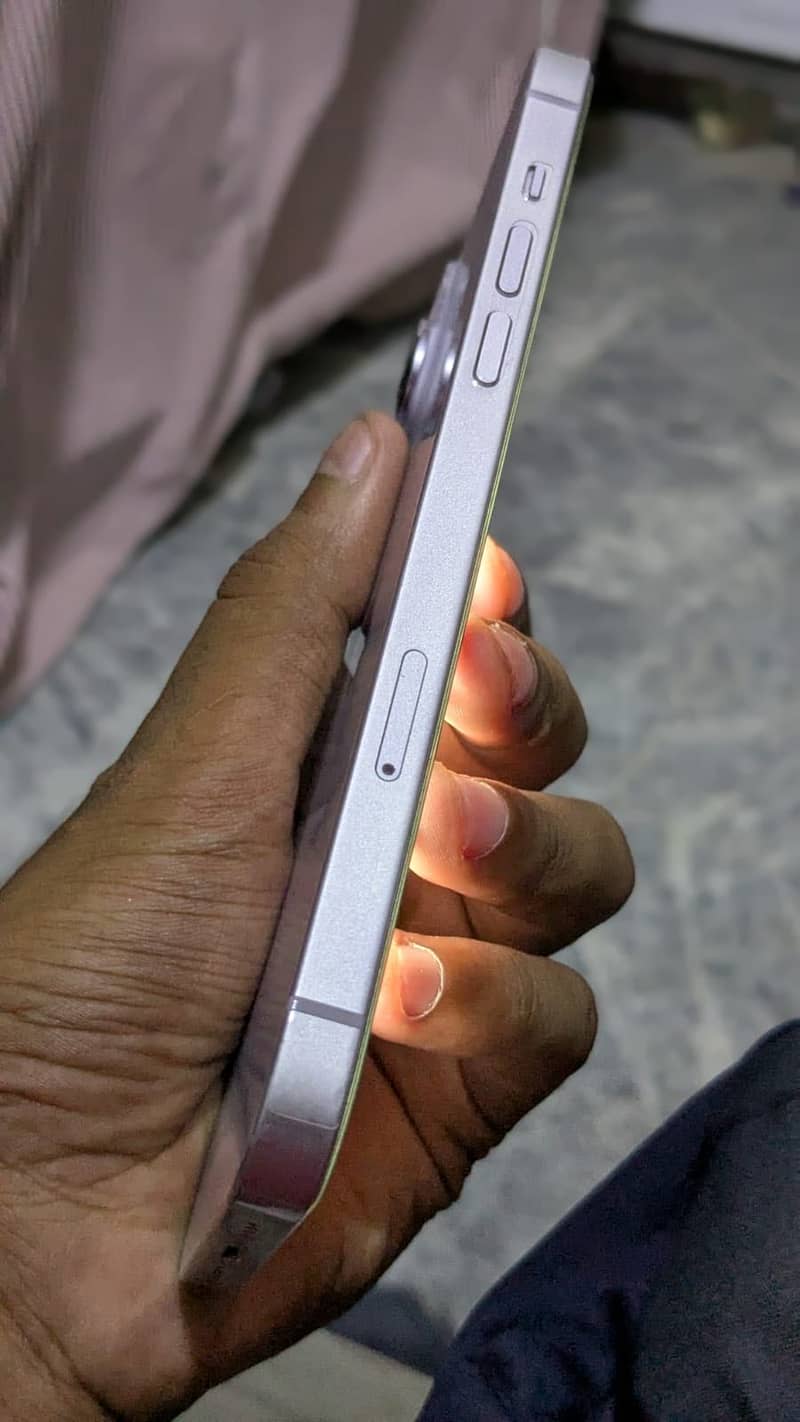 Apple iPhone 14 plus 6
