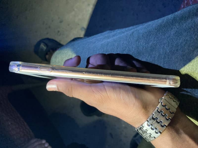 Apple iPhone 8 Plus 2