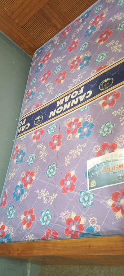 acha Mattress he good condition he
