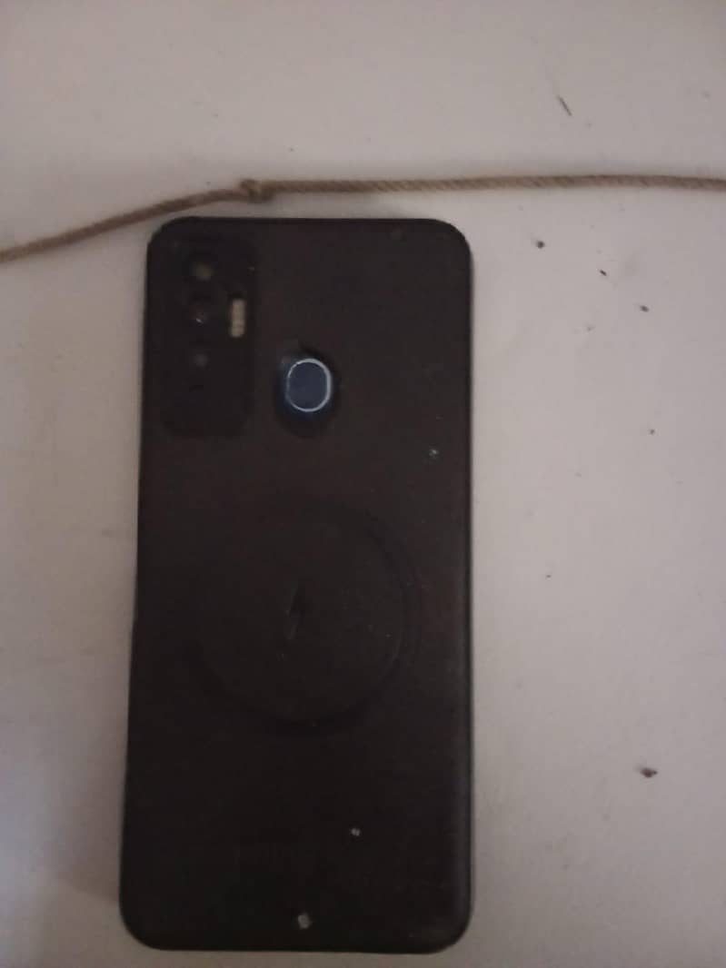 Tecno CAMON 17P 1