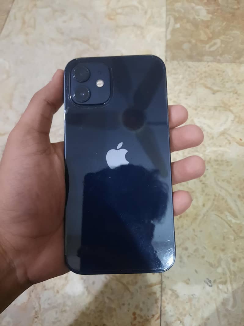 Apple iPhone 12 2