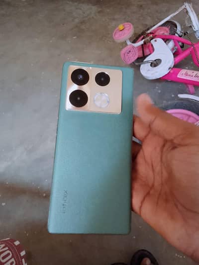 Infinix Note 40 Pro