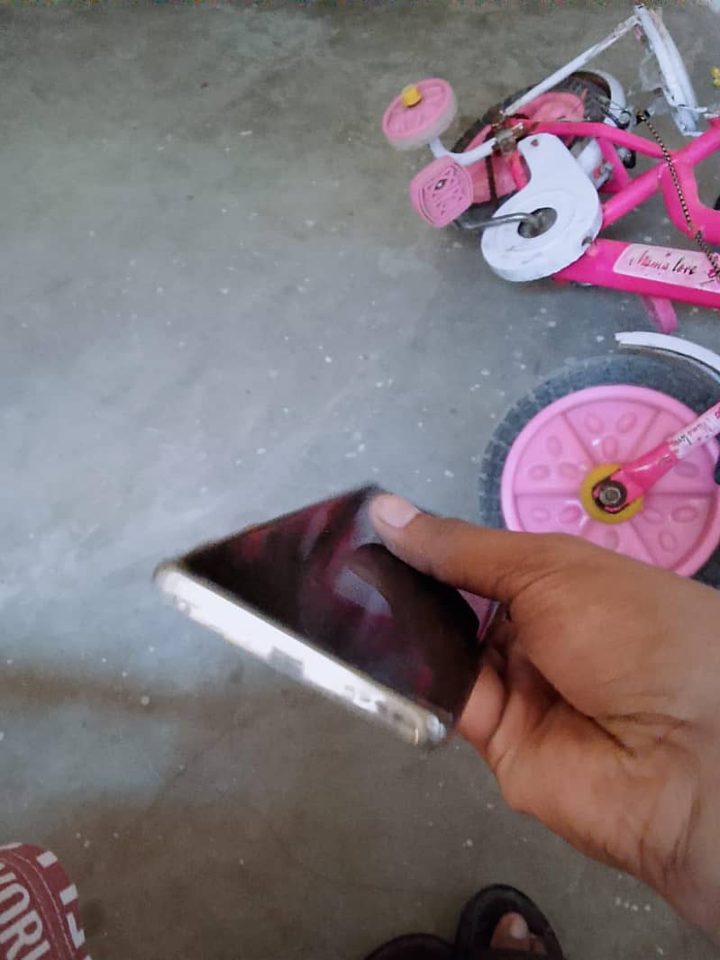 Infinix Note 40 Pro 7