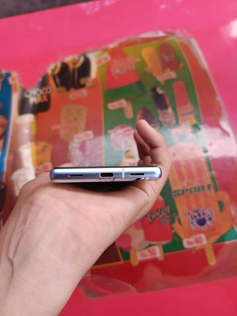 Google Pixel 7a 1