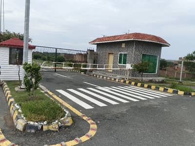5 Marla Ideally Located LDA Approved Society Plot For Sale