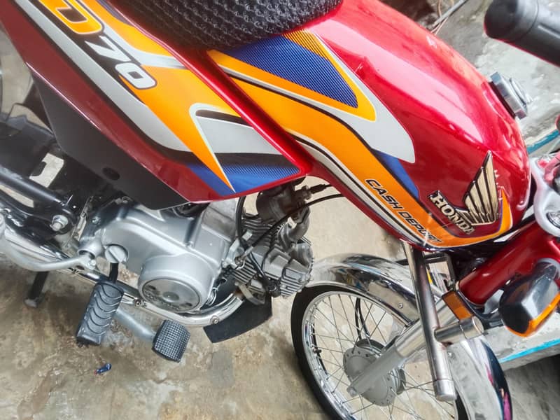 CD70 25 model fresh condition 3