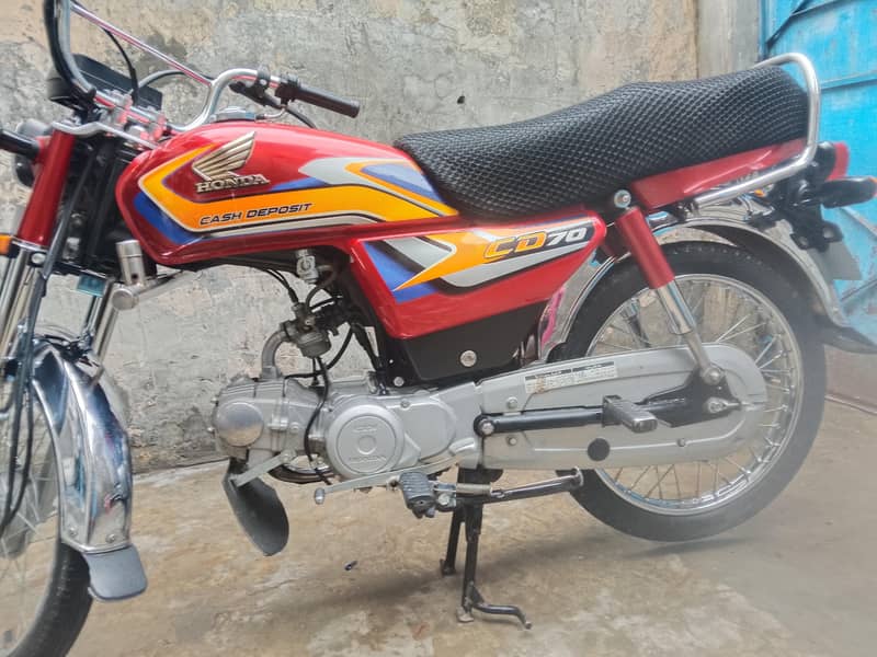 CD70 25 model fresh condition 6