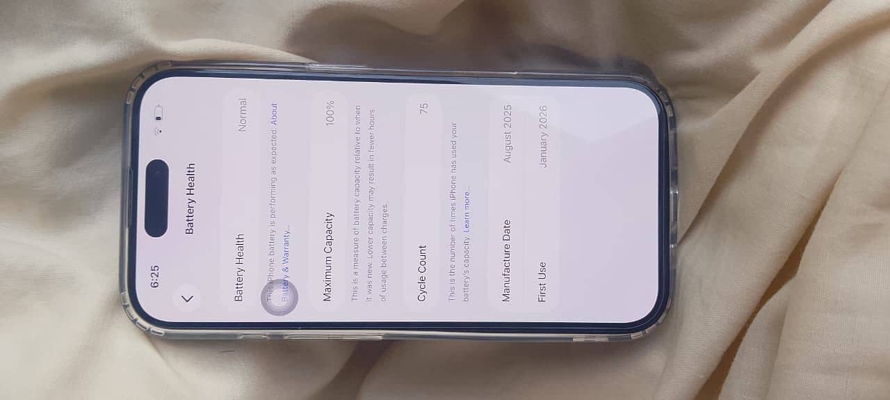 Apple iPhone 16 4
