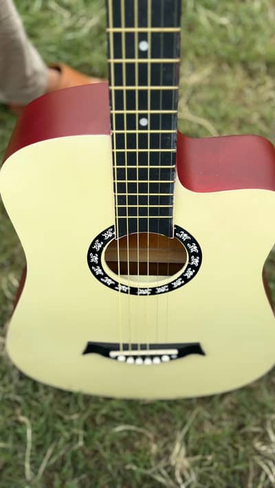 new guitar want to sale in urgent