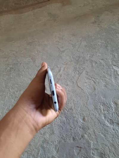 Samsung Mobile A50