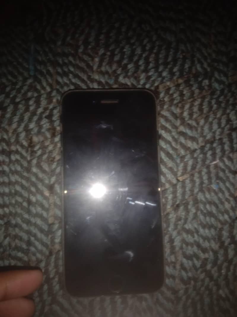 Apple iPhone SE 3