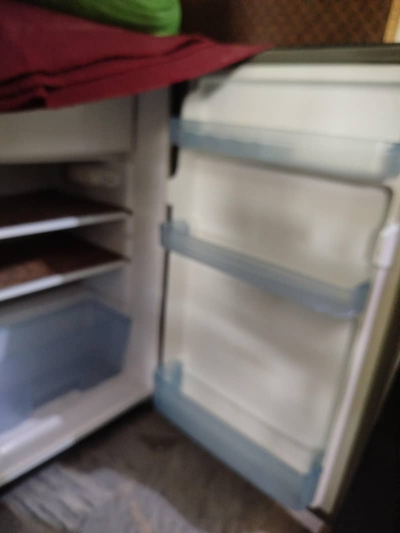 Dawlance Refrigerator 2