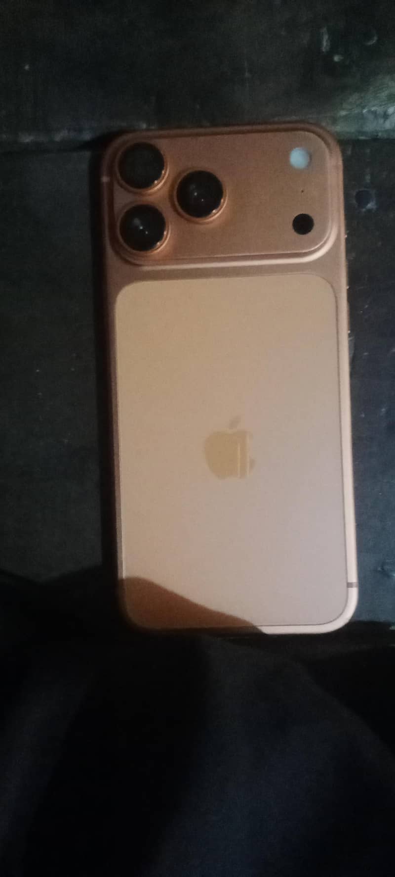 Apple iPhone 17 Pro Max 0