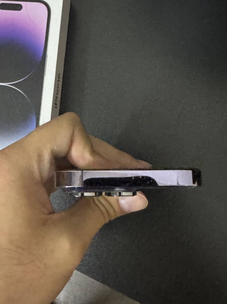 Apple iPhone 14 Pro 2