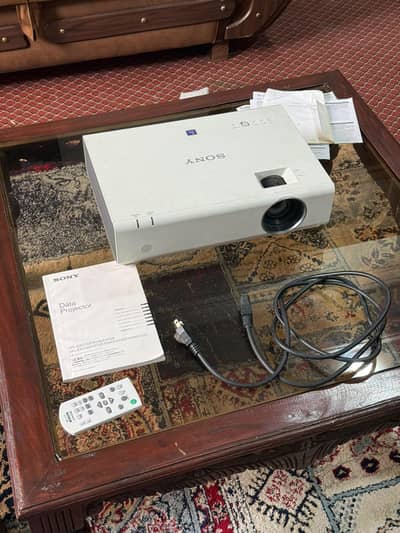  Sony VPL-EX222 3LCD XGA Projector for sale