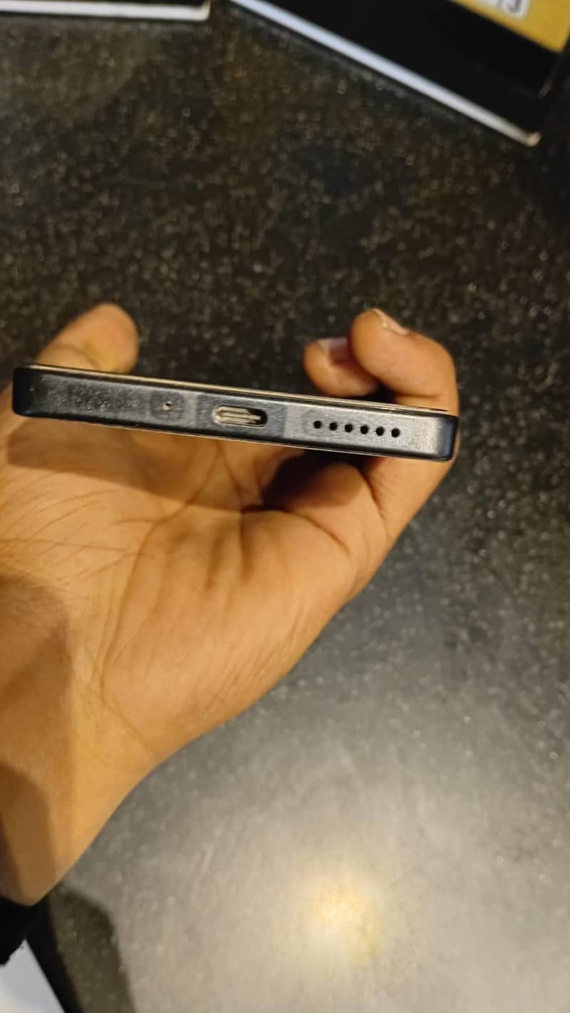 Xiaomi Redmi Note 13 Pro 4