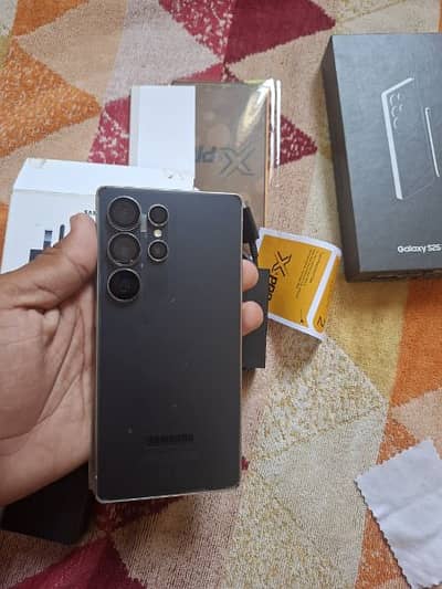 samsung S25 ultra 12 256 with box and charger