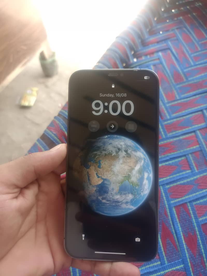 Apple iPhone 12 Pro Max 3