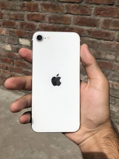 Apple iPhone SE