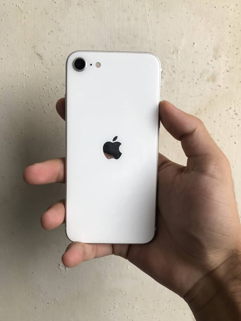 Apple iPhone SE 11