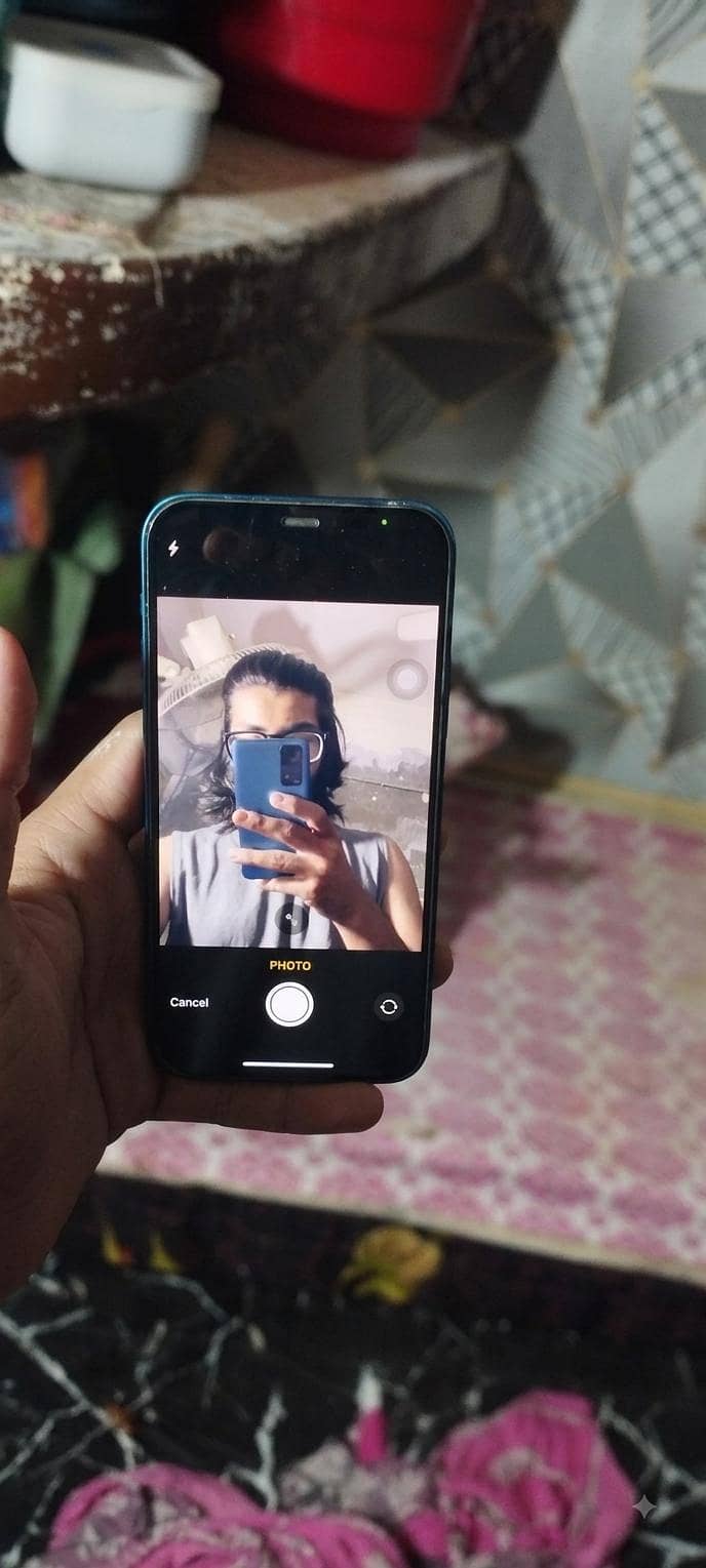 Apple iPhone 12 7