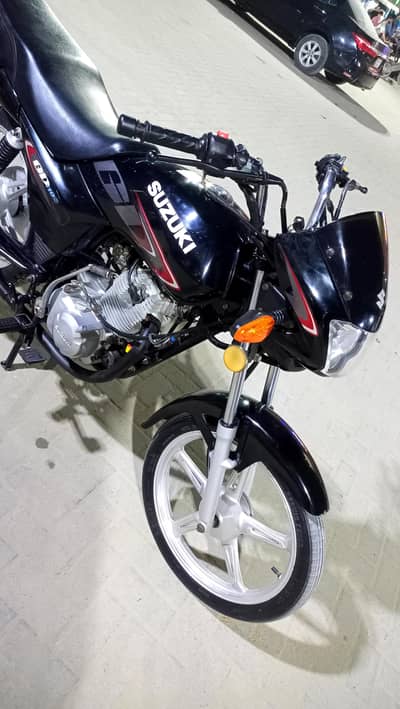 Suzuki GD 110 2024 End model Karachi num 1st owner Genuine condition