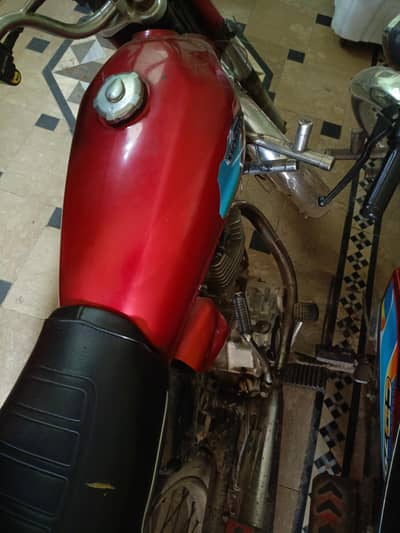 Honda cg125