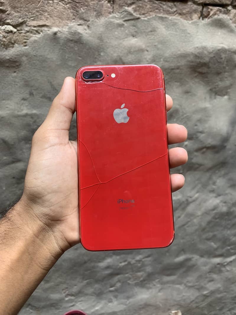Apple iPhone 8 Plus 0