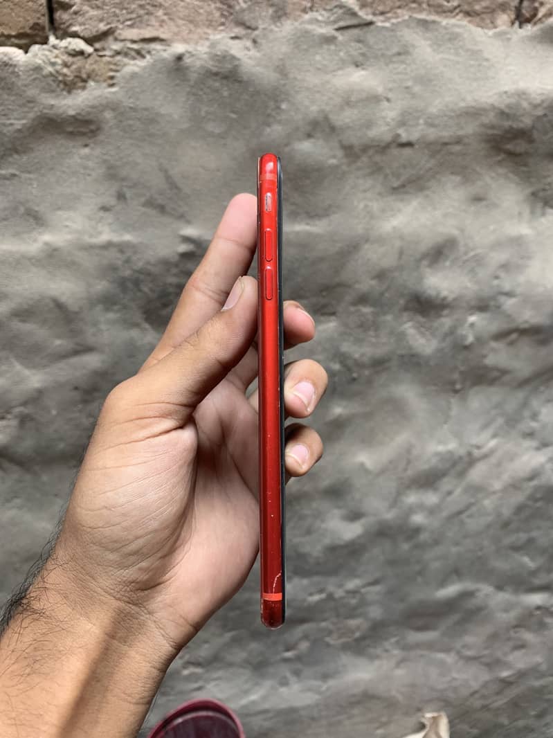 Apple iPhone 8 Plus 4