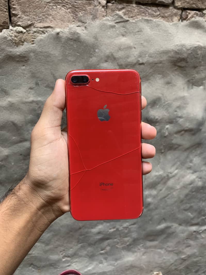 Apple iPhone 8 Plus 6