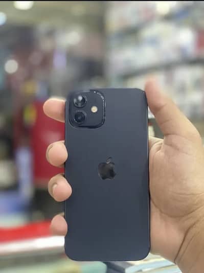 Apple iPhone 12
