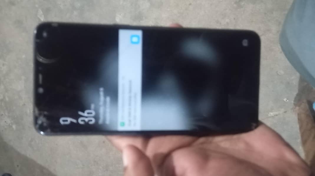 OPPO A12e 1