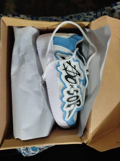 zerox sneakers availability in all size