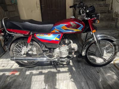 Honda cd 70 2026 red