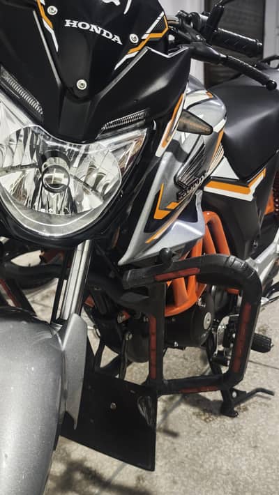 CB 150f