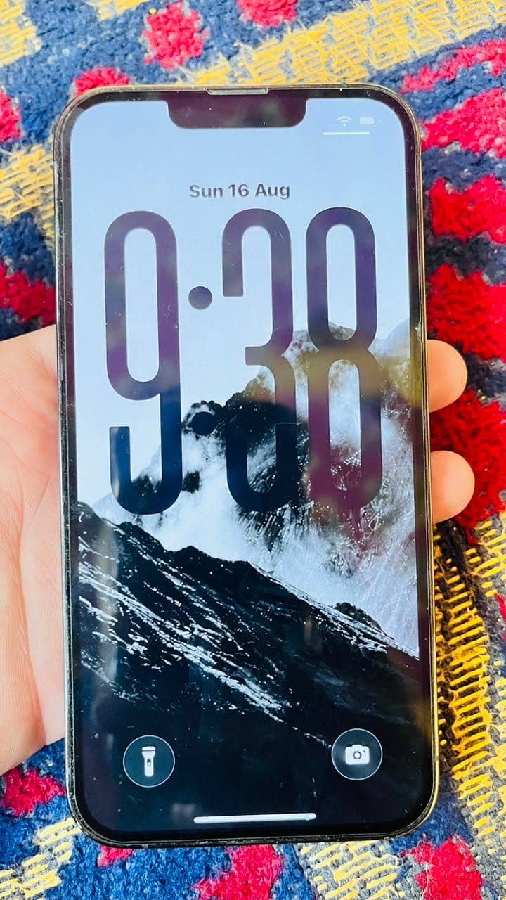 Apple iPhone 13 Pro 4