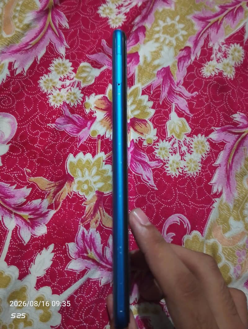 OPPO A16e 1