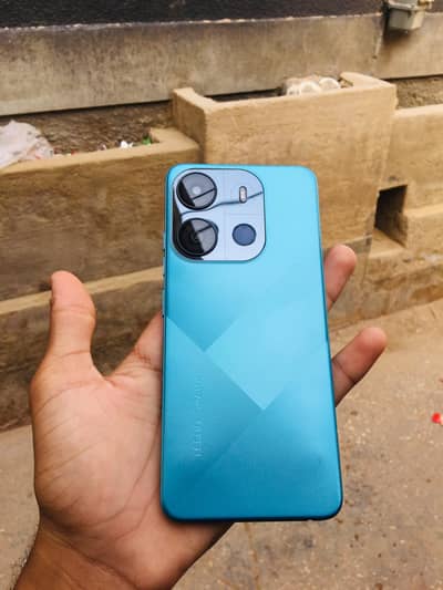 Tecno Spark Go