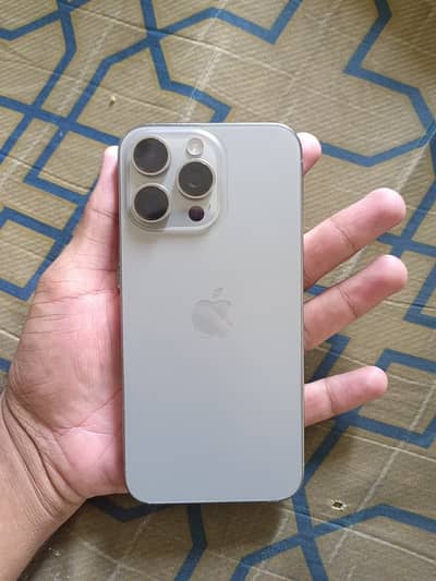 Apple iPhone 15 Pro Max