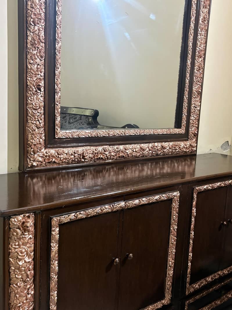 king bed with dressing table 5