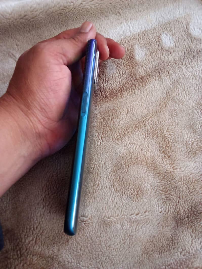 OPPO A92 3