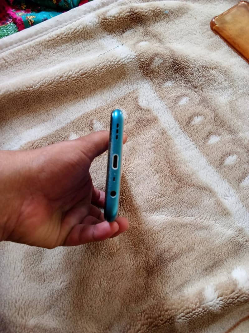 OPPO A92 7