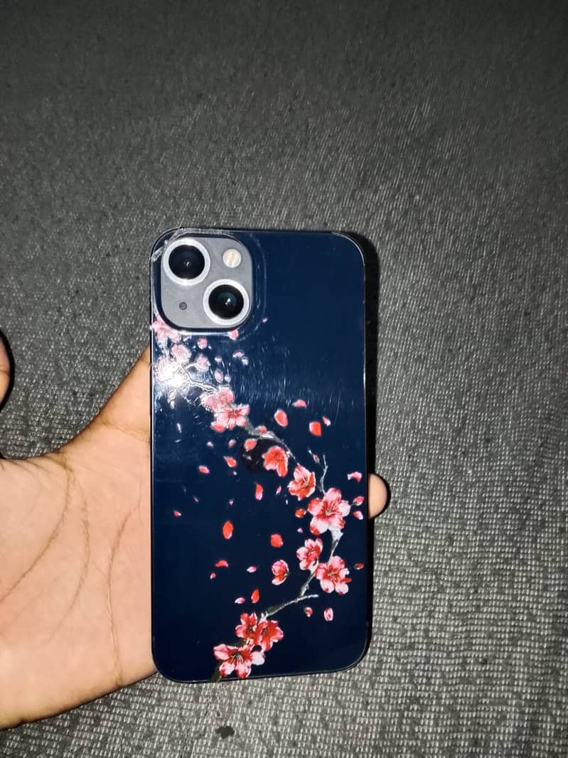 Apple iPhone 13 1