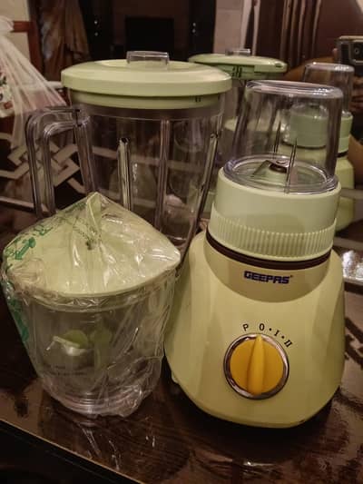 Geepas 3 in 1 blender green 400W 1.6L