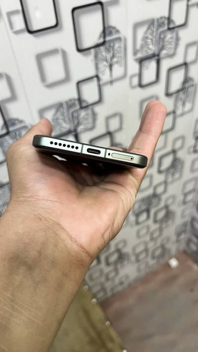 Xiaomi 15 Pro non pta 4 months simtime 12/256gb