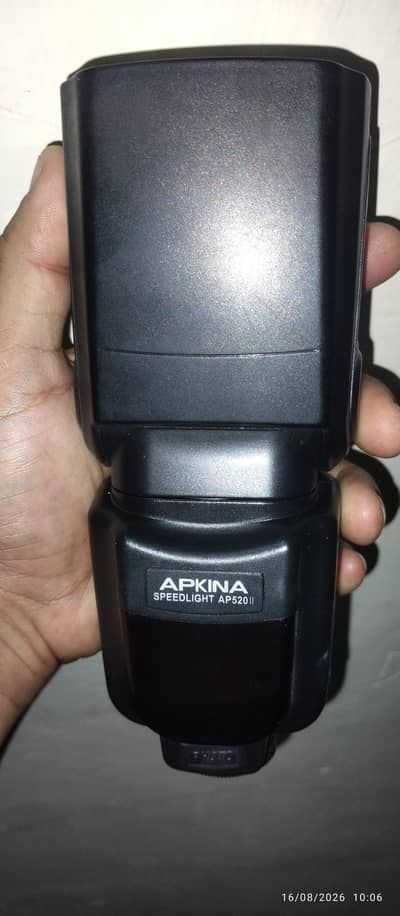 Apkina AP520 II Speedlite Flash-[Excellent Condition]