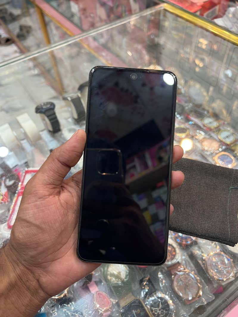 Realme C71 3