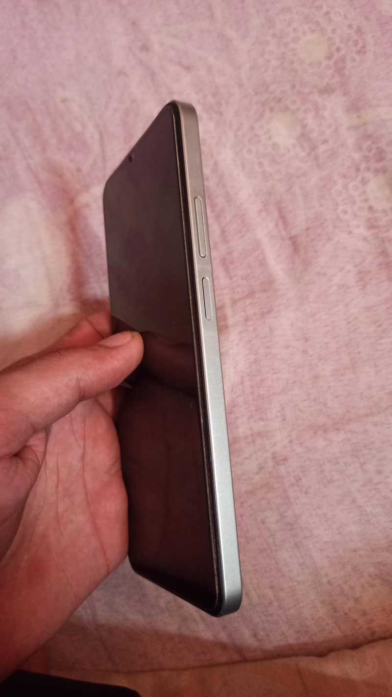 Realme Note 60x 1