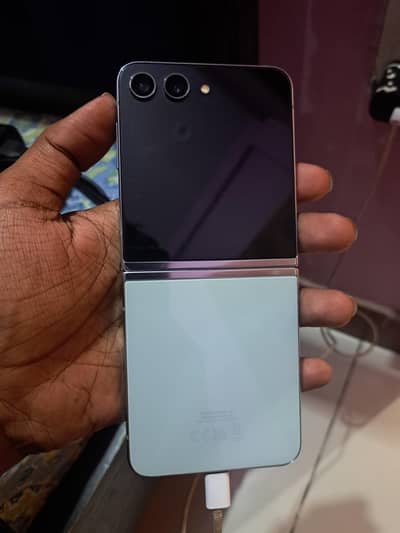 Samsung Mobile Z Flip 5