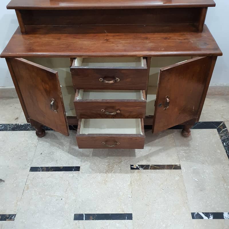 Dressing Table 1